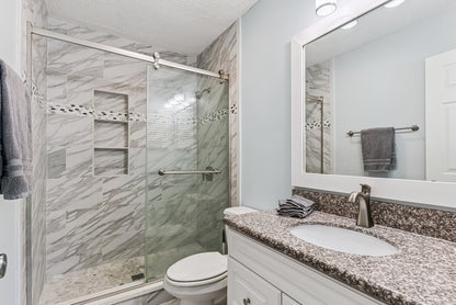 1 BLOCK FROM BEACH AND King & Prince!*St. Simons, GA