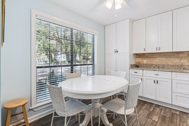 1 BLOCK FROM BEACH AND King & Prince!*St. Simons, GA
