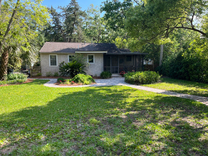 Charming mid island home on Saint Simons*St. Simons, GA