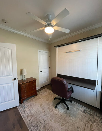 1301 Mariners - Large 4/3.5 End Unit with 2 Car Garage and Lake View*St. Simons, GA