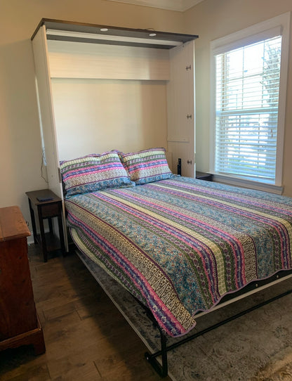 1301 Mariners - Large 4/3.5 End Unit with 2 Car Garage and Lake View*St. Simons, GA