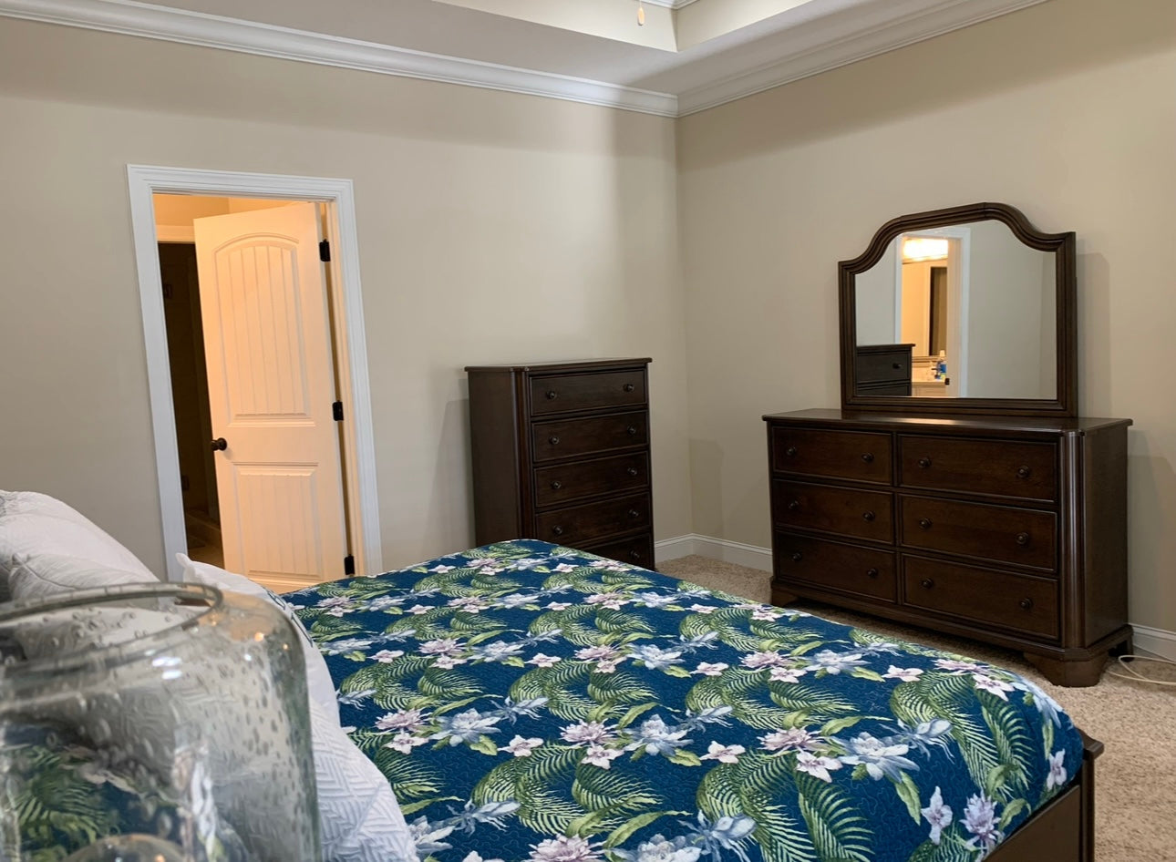 1301 Mariners - Large 4/3.5 End Unit with 2 Car Garage and Lake View*St. Simons, GA