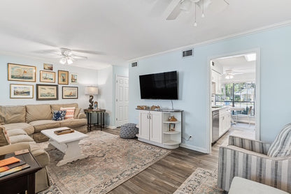 1 BLOCK FROM BEACH AND King & Prince!*St. Simons, GA