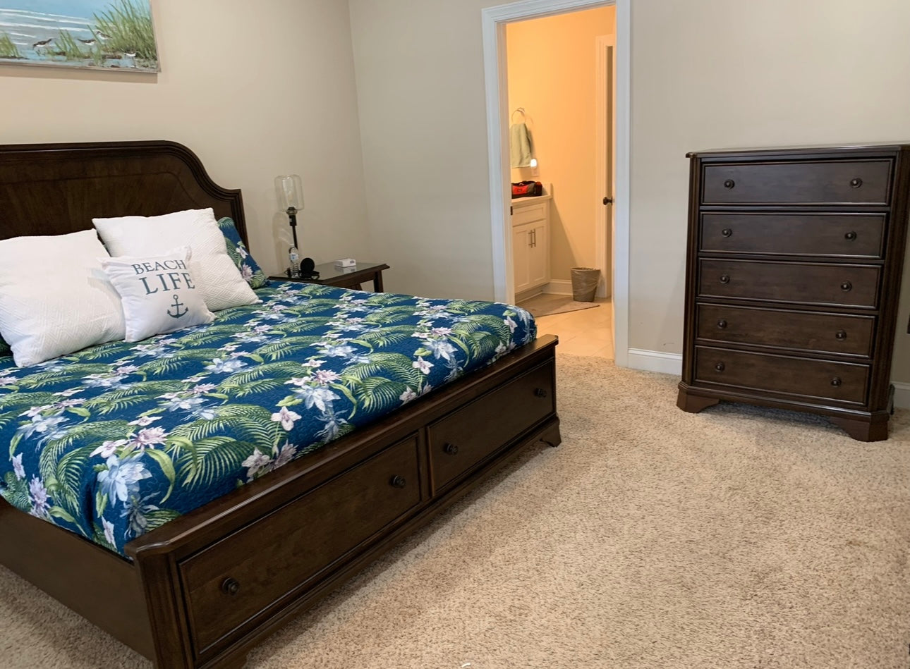 1301 Mariners - Large 4/3.5 End Unit with 2 Car Garage and Lake View*St. Simons, GA