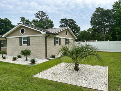 Beautiful Home with Pool in Quiet Brunswick Neighborhood Near FLETC*Brunswick, GA