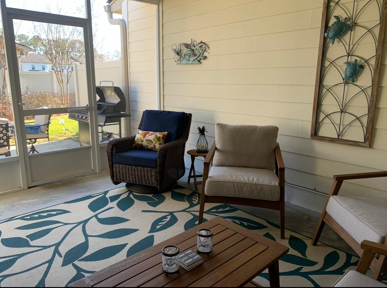 1301 Mariners - Large 4/3.5 End Unit with 2 Car Garage and Lake View*St. Simons, GA