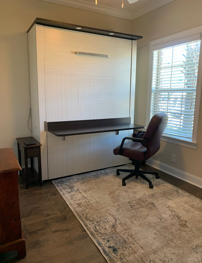 1301 Mariners - Large 4/3.5 End Unit with 2 Car Garage and Lake View*St. Simons, GA